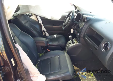 2015 Jeep Patriot High Altitude Edition z USA, uszkodzony, nr VIN 1C4NJPFA0FD263277